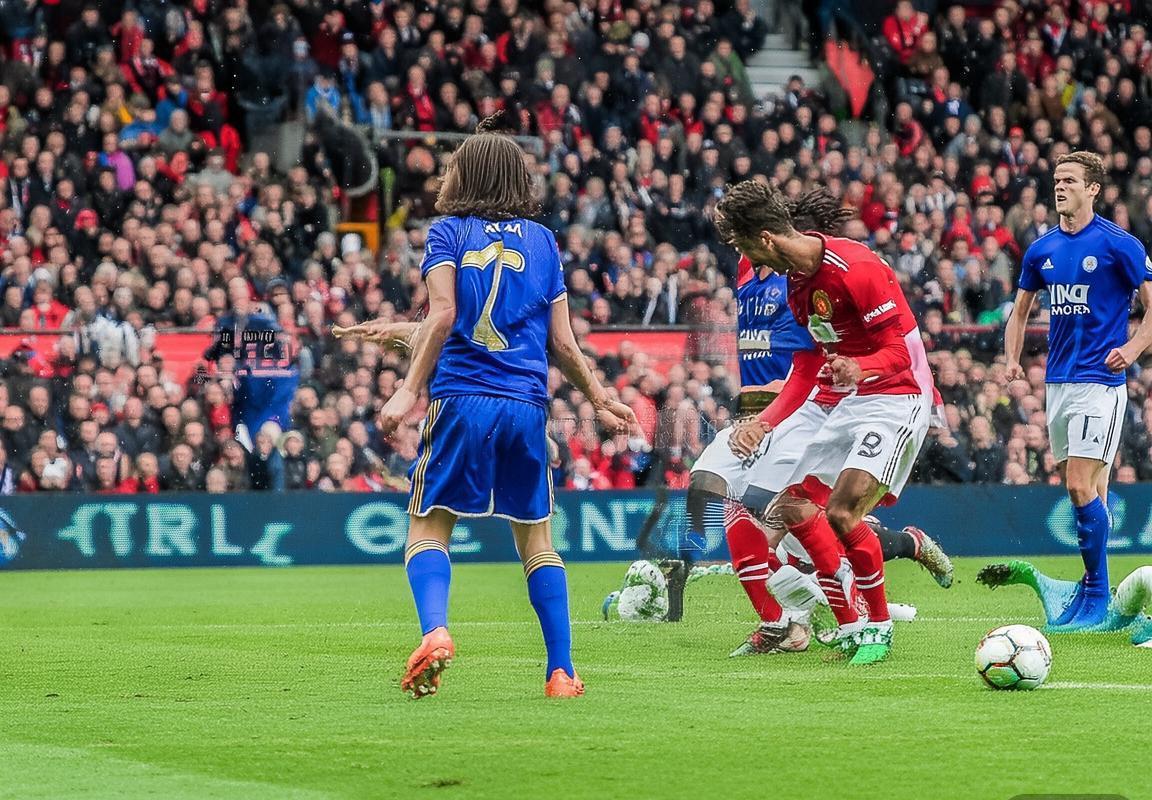 2018英超首轮焦点战：曼联VS莱斯特城经典对决回顾