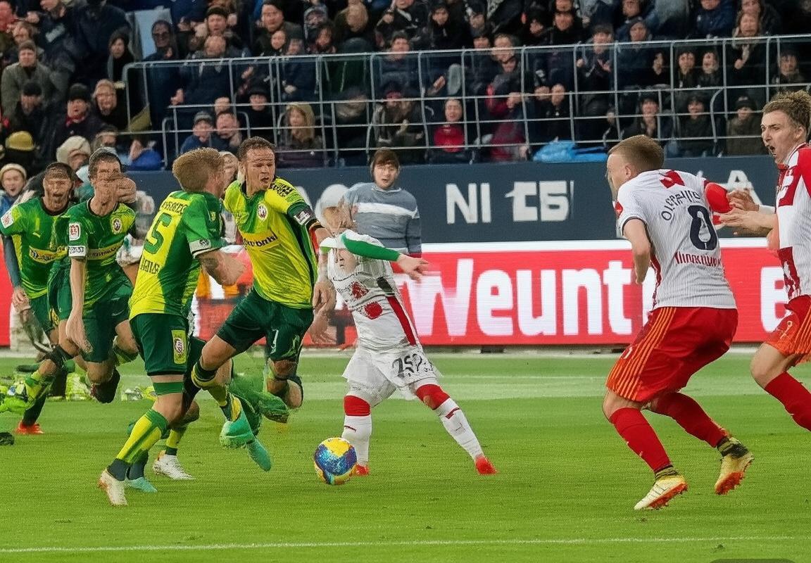 2020德甲巅峰对决：门兴VS莱比锡战术解析回顾(图2)