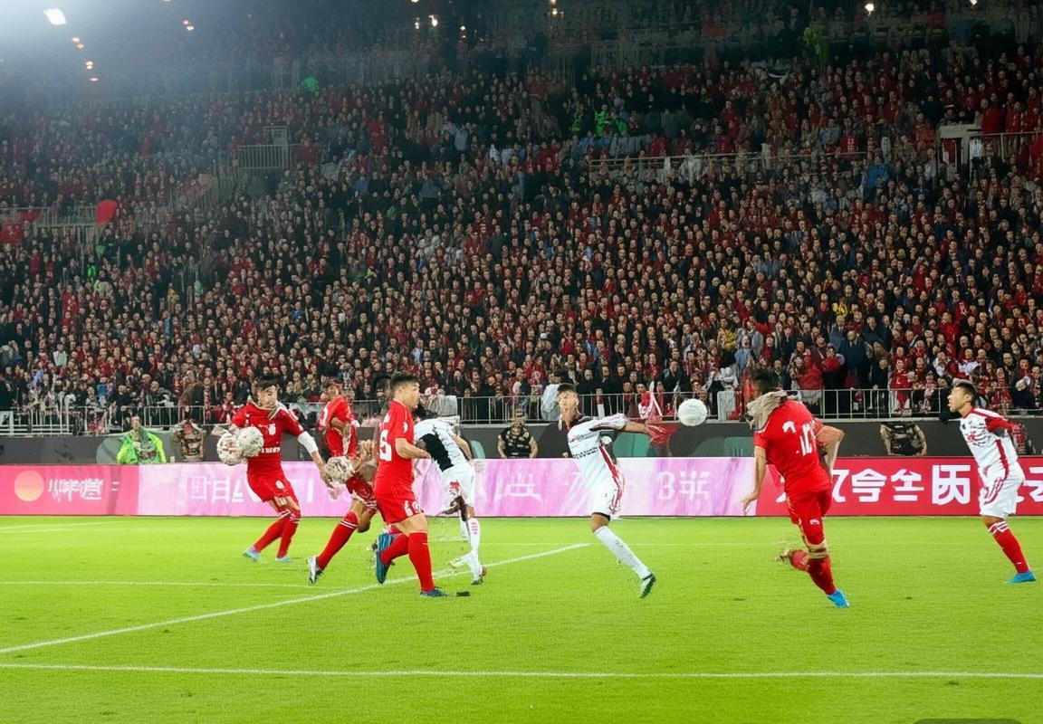 2018中超鲁能VS贵州：进球大战巅峰对决精彩回顾