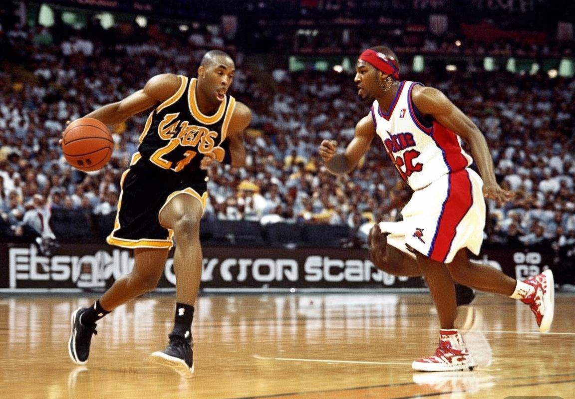 科比艾弗森2005巅峰对决：NBA经典对决回顾(图3)